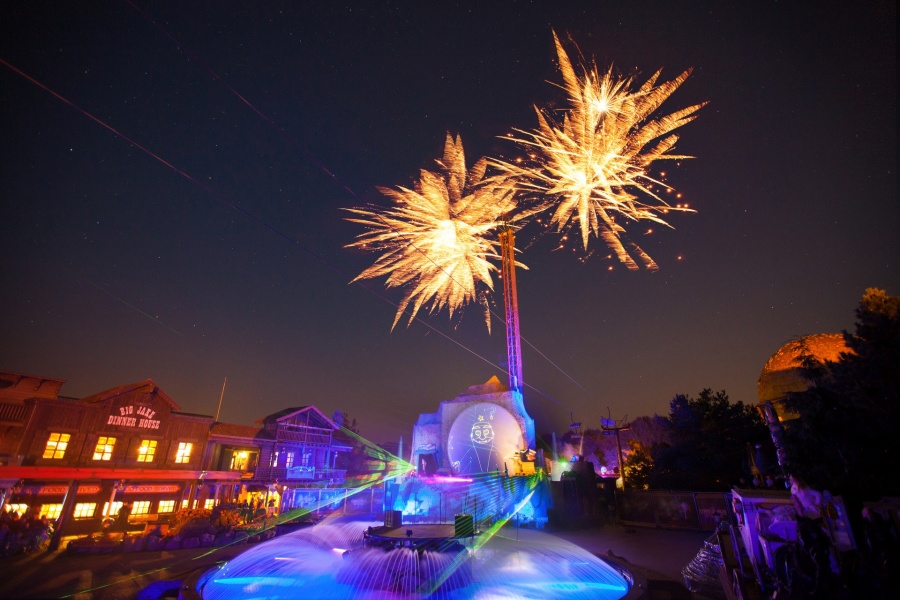 Slagharen sluit jaar af met vuurwerk én attracties